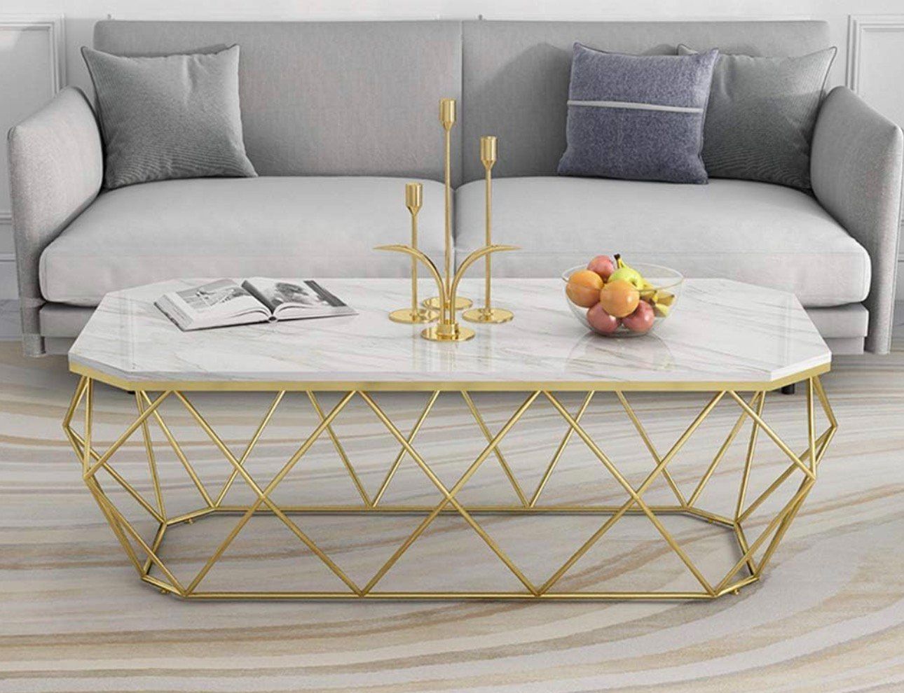 Tavoli: Table basse en marbre naturel blanc avec structure dorée – Usato da Orpund venduto da lilipo 3