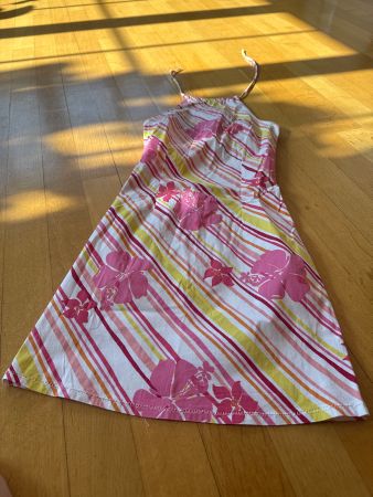Kleid Sommerkleid Grösse S Blumenmuster guter Zustand