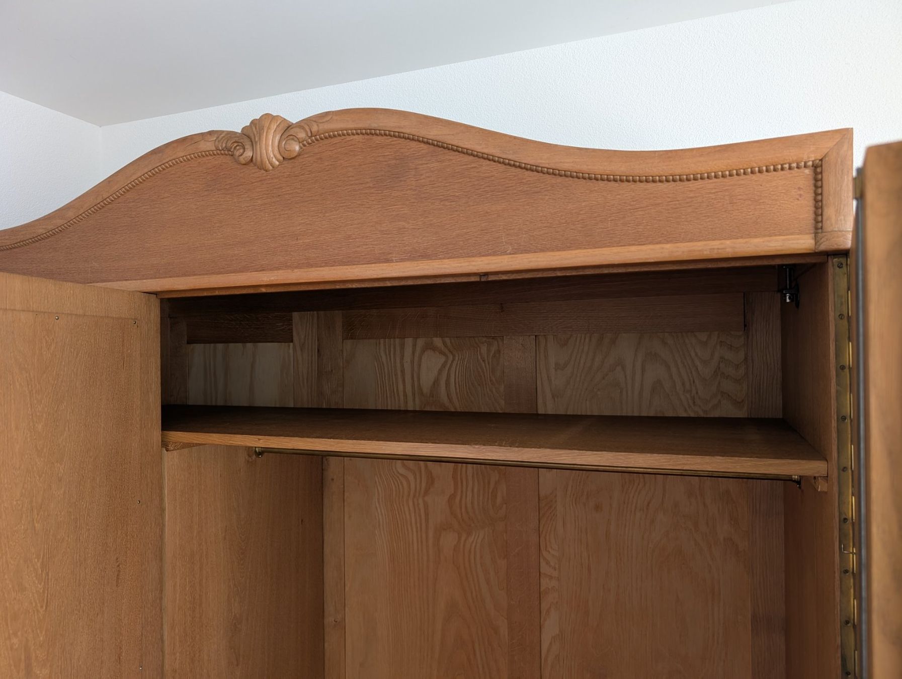 Armadi: Antiker Schrank – Usato da Pfäffikon SZ venduto da furrermi 1