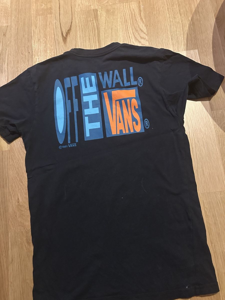Vans T-shirt: T-shirt Vans – Usato da Founex venduto da etswang 1