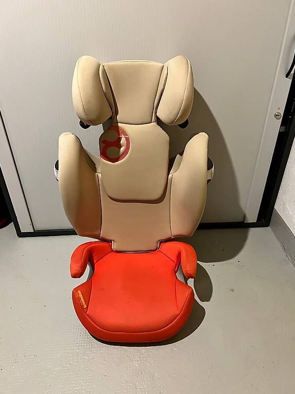 Cybex Sièges auto: CYBEX Solution M-Fix Kindersitz – D'occasion à Solothurn par LuzAdriana