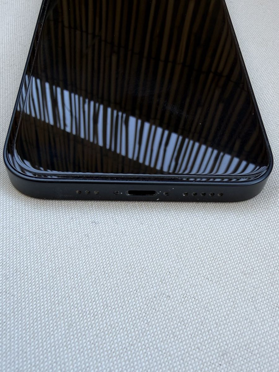 Apple Handys / Smartphones: iPhone 13 (128GB, midnight) – Gebraucht aus Baden von mad_s5py 3