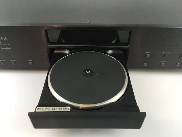 Audio- & Mediensysteme: THETA MILES CD-Player High-End Äußerst selten – Gebraucht aus Viganello von XTECHSTOREX 3
