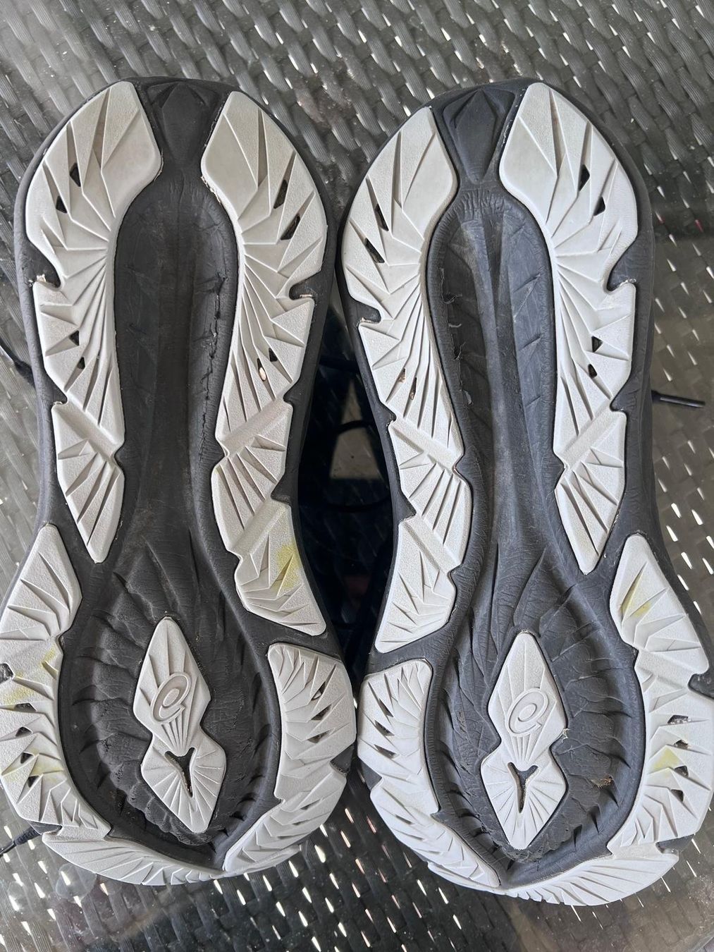 Asics Scarpe da uomo: ASICS Novablast – Usato da Schlieren venduto da Fangolf 3