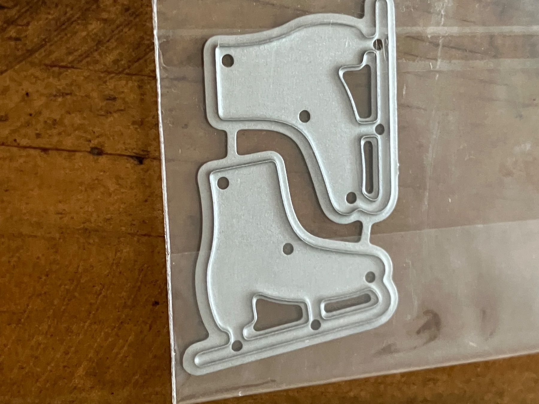 Sciablone: Neues Set  Stanzschablonen mini Schlittschuhe – Nuovo e nell'imballaggio originale da Effretikon venduto da wenuss 1
