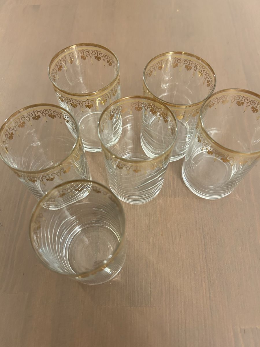 Gläser: 6 Vintage Tee oder Wassergläser mit Golddekor / Goldrand  – Neu (gemäss Beschreibung) aus Basel von Negroni94 1