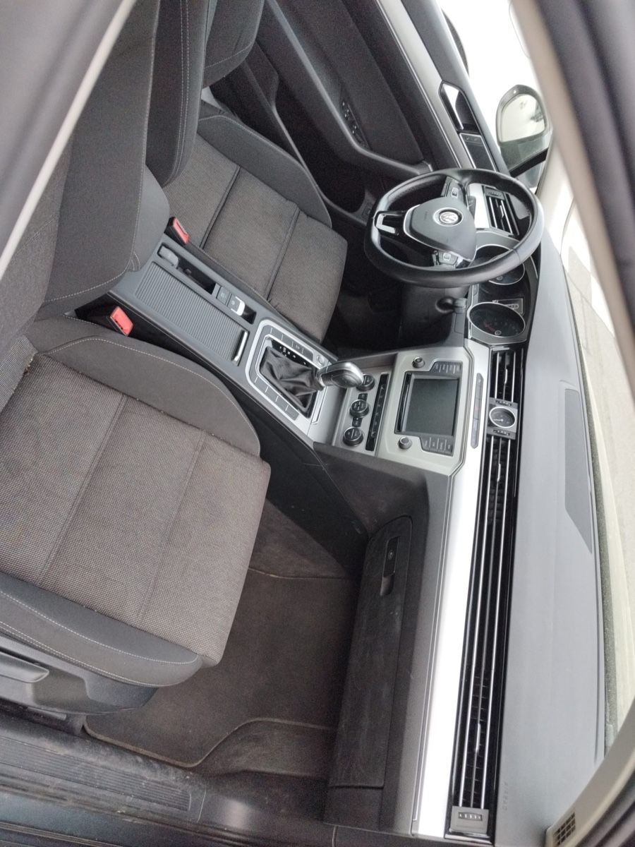 VW Autos: VW Passat Variant, Top Zustand – D'occasion à Niederwangen BE par den_8mtp 3