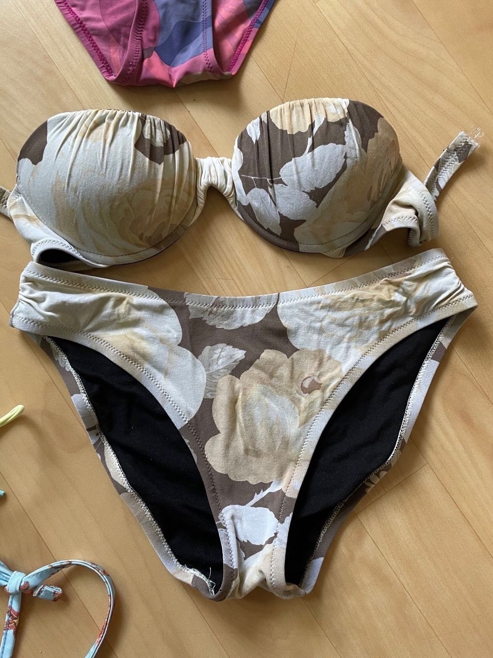 Badekleider & Bikinis: Kleiderpakete (5 Bikini set S/36) – Gebraucht aus Zürich von Angela_Fashion_Lover 6