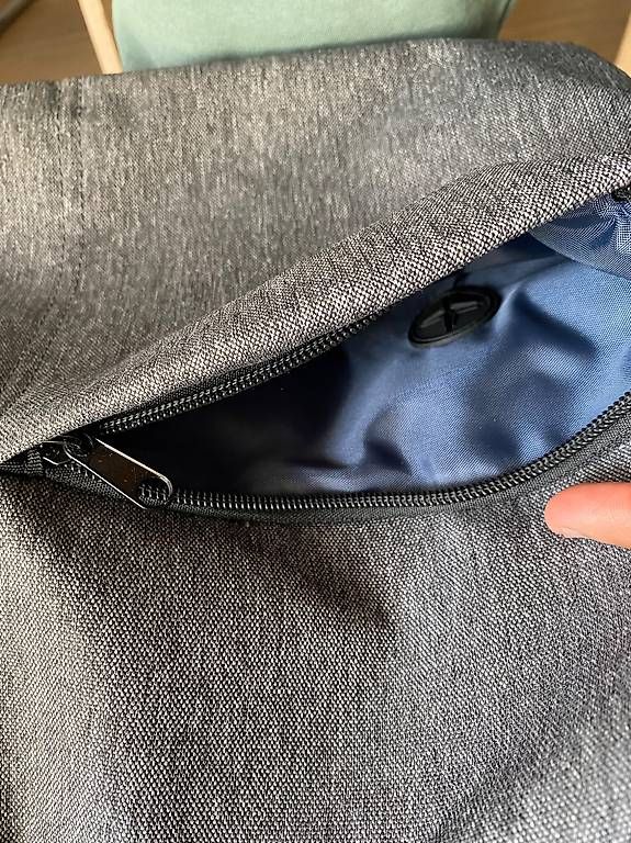 Taschen: HP LaptopTasche / Business Bag 17 zoll (41,5cmx29,5cmx4cm) – Gebraucht aus Basel von gee_c6vd 3