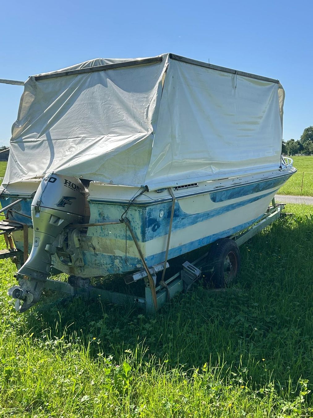 Boote: Motorboot  – Gebraucht aus Thundorf von Saludnatural 1