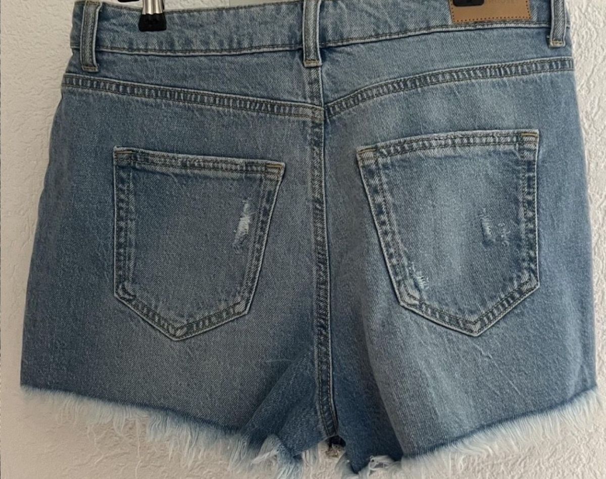 Jeans: Jeansshorts, Neu – Neu und originalverpackt aus Tennwil von Zaylaaa 2