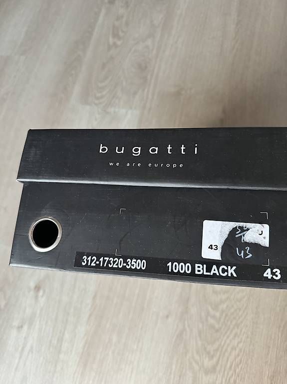 Chaussures hommes: Bugatti noire taille 43 – D'occasion à Vicques par JU_2824 3