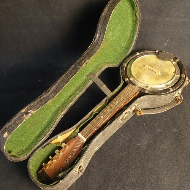 Strumenti musicali: Antike Banjo-Mandoline mit Originalkoffer - Ticino – Difettoso da Zürich venduto da Ricardo_Noname 2