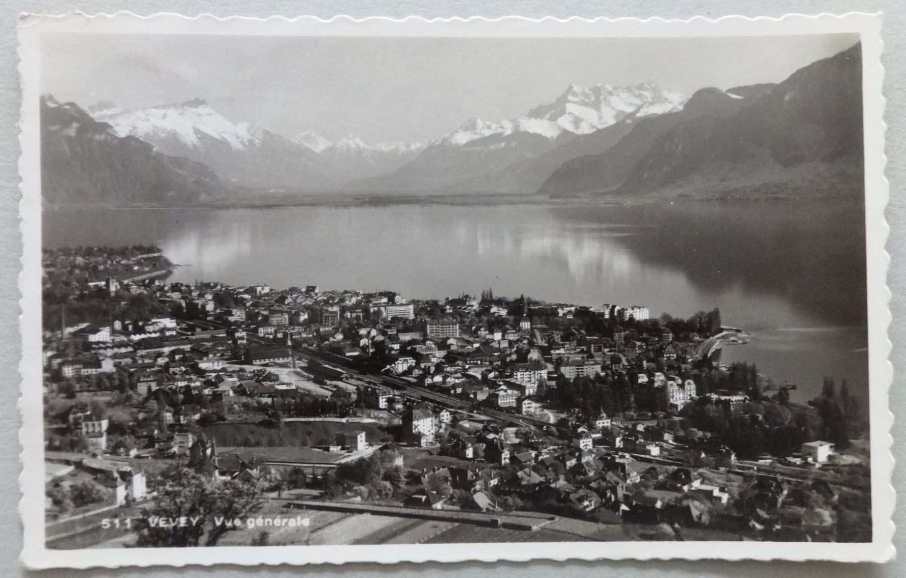 Cartes postales: Vevey - Vue générale – Défectueux à Fétigny par Billy2miny