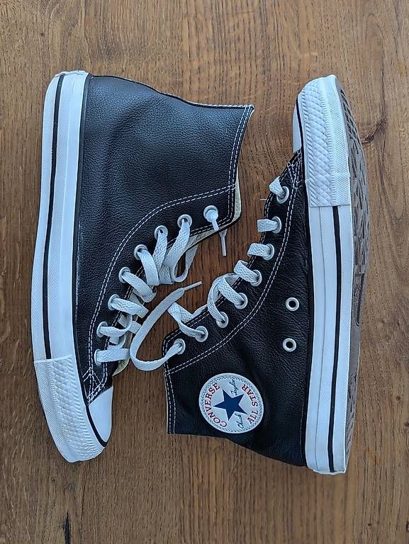 Converse Scarpe da donna: CONVERSE Chuck Taylor ALL STARS – Usato da Herzogenbuchsee venduto da Obivius
