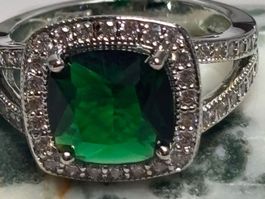 Bague élégante émeraude ✨