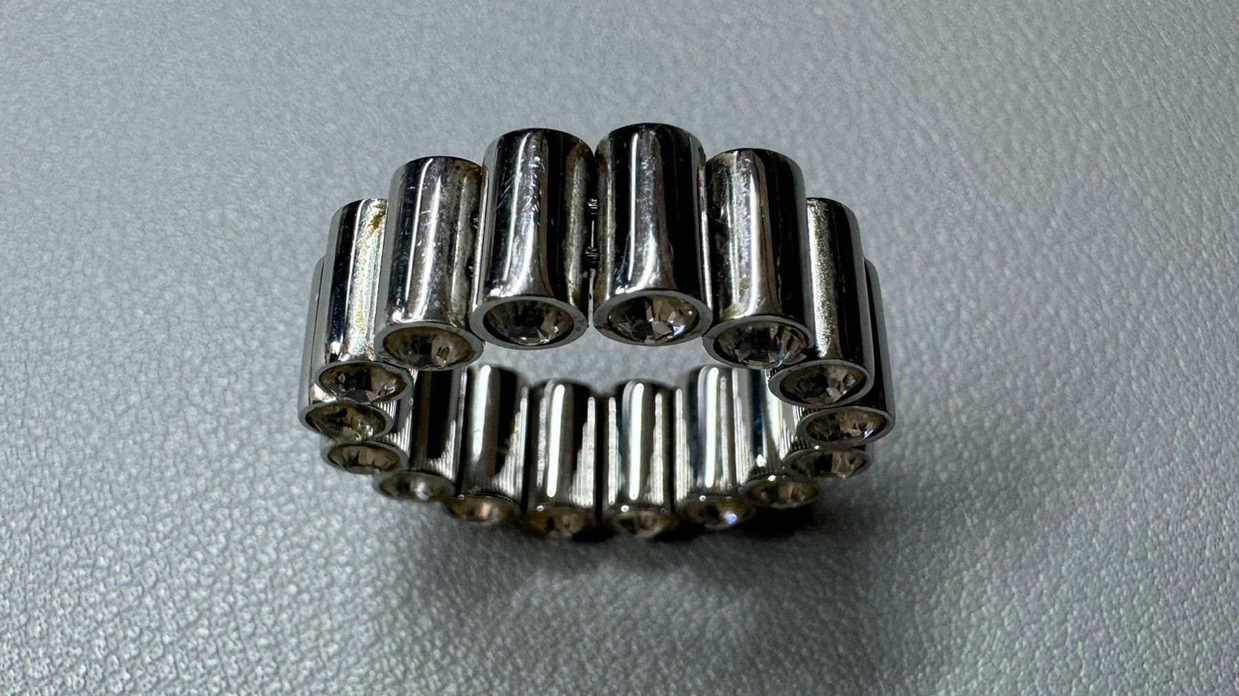 Anelli: Swatch Ring mit Swarovsky-Kristall Steinen – Usato da Mönchaltorf venduto da Speedy453
