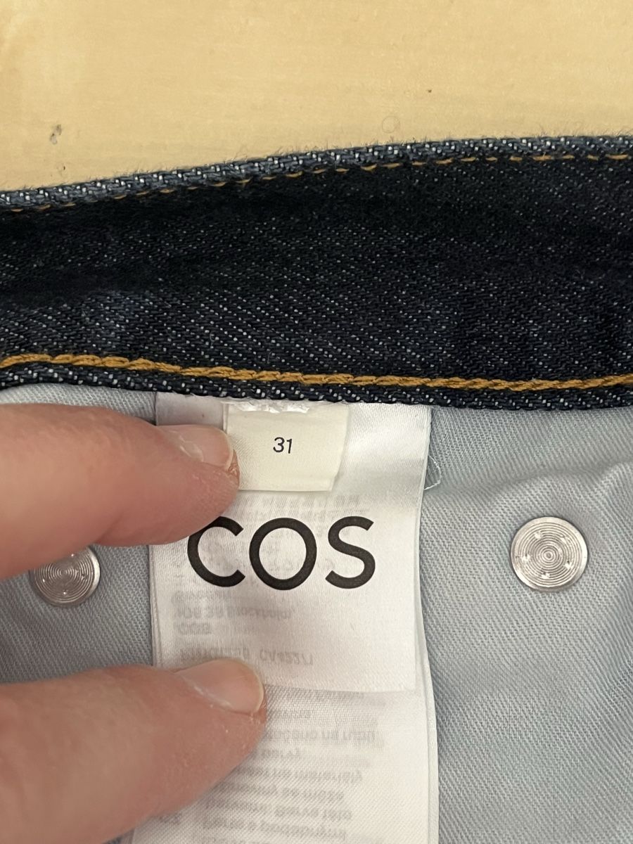 Cos Jeans: COS Column Jeans, Regular Fit, Gr.31 – Usato da Embrach venduto da whywhy8 2