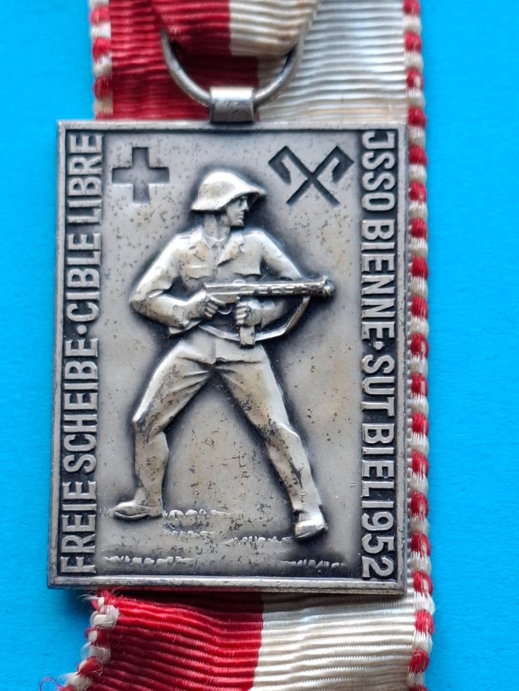 Medaglie: SUT Biel 1952 (U702) – Usato da Schwanden GL venduto da Suvorov
