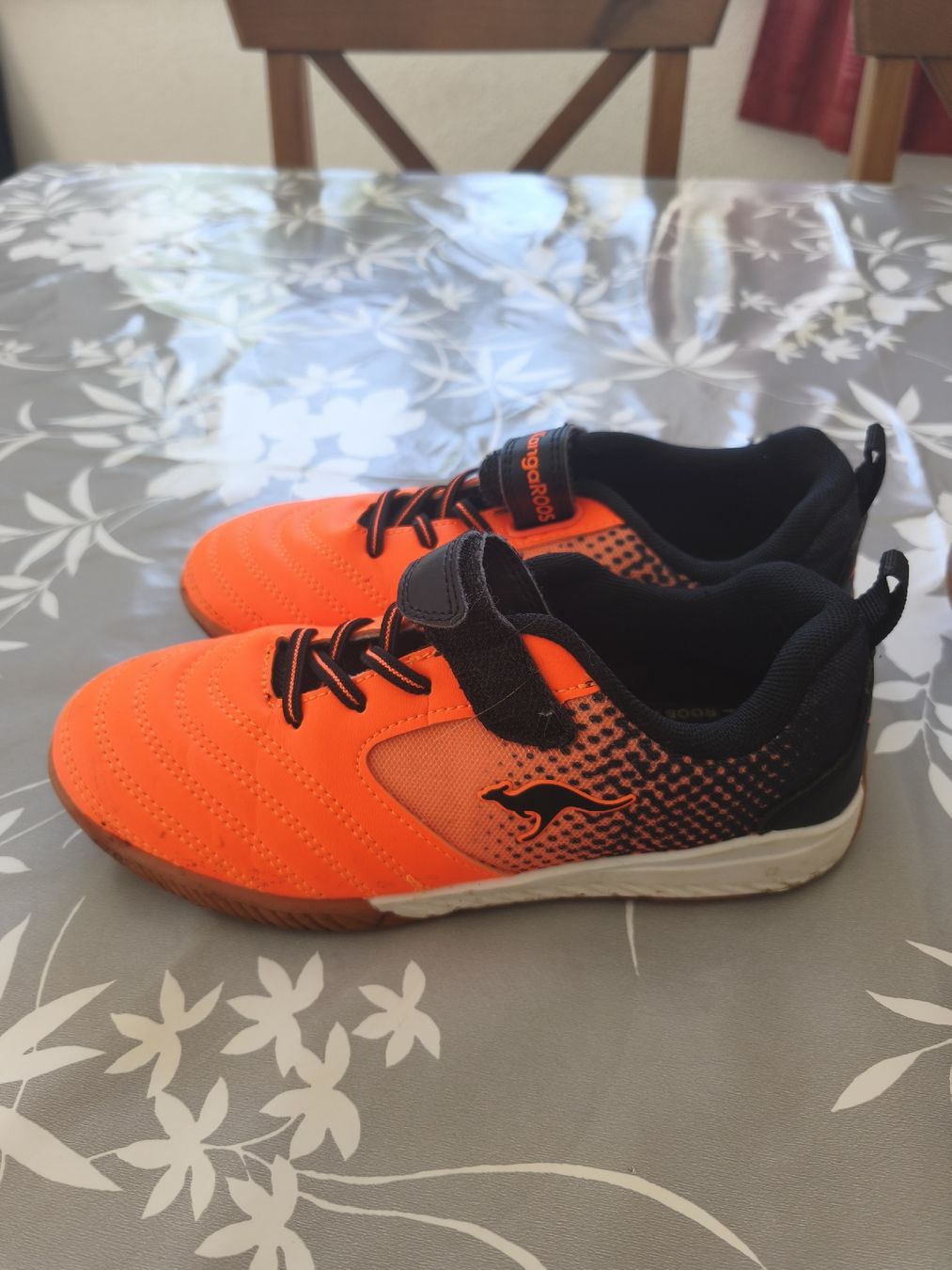 Scarpe per ragazzi: Turnschuhe Kangooros 34 – Usato da Schönenberg TG venduto da tab_28lx 1