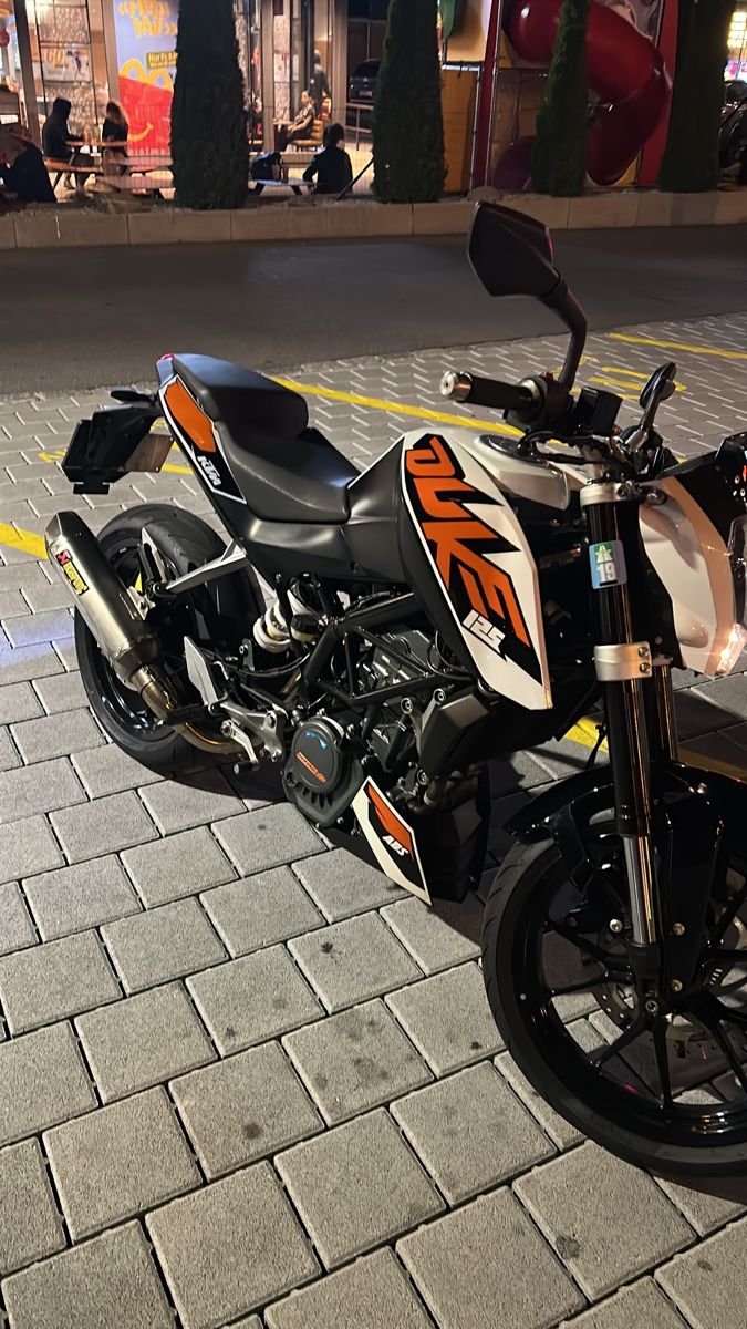 KTM Strada: Motorrad KTM 125 Duke – Usato da Kilchberg ZH venduto da key_cy8j 2