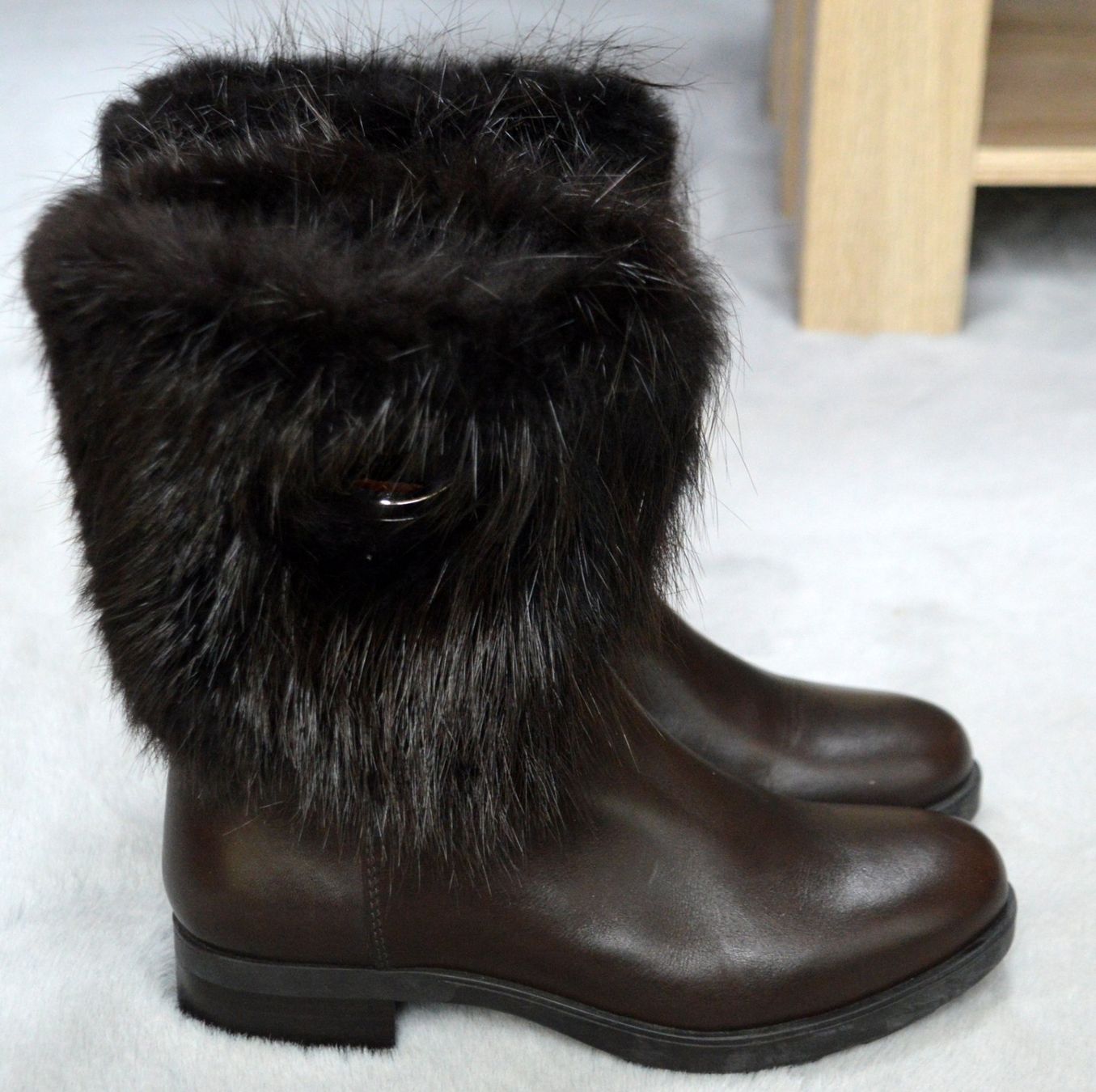 Moncler Scarpe da donna: Boots / bottes Moncler .36 – Usato da Collonges venduto da Auganien