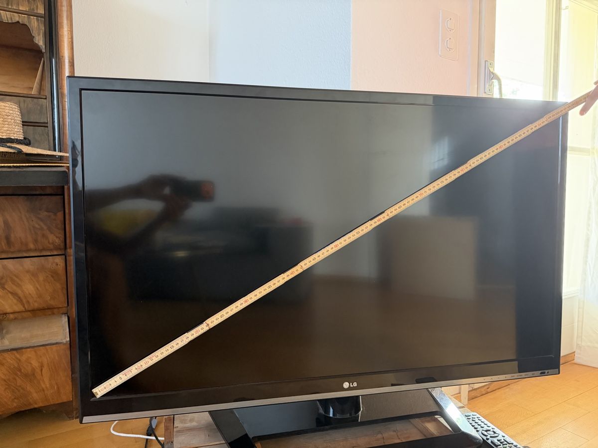 LG Televisori: LG Fernseher – Usato da Teufen AR venduto da ola00713 2
