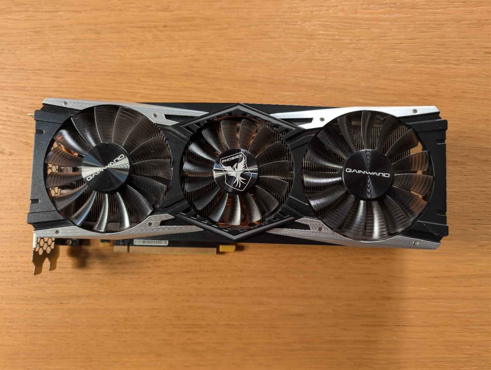 Gainward Schede grafiche: RTX 2080 Ti Gainward Phoenix – Usato da Tann venduto da Baldig90