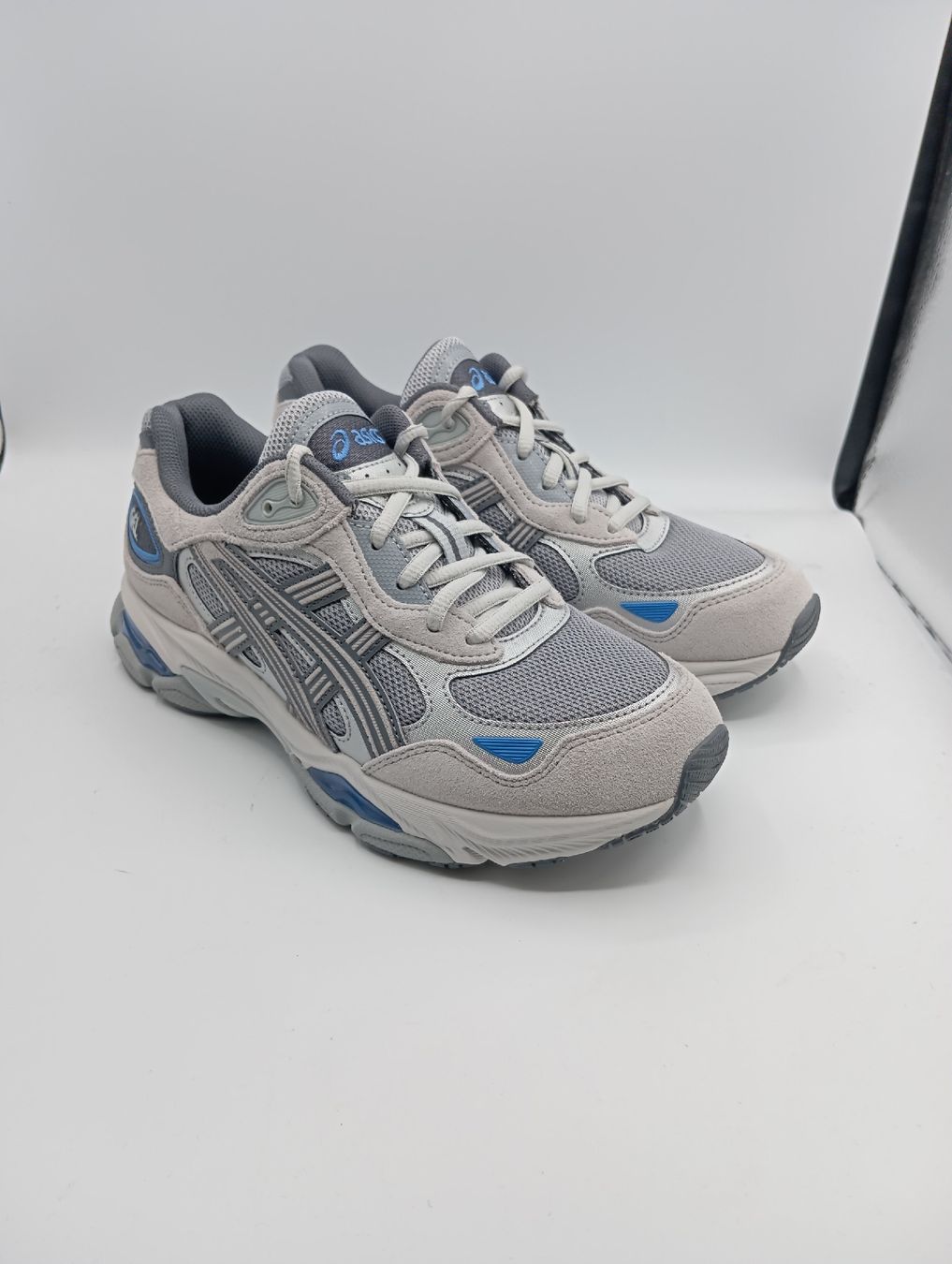 Asics Scarpe da uomo: Asics GEL-NYC 2.0 (EU40) – Nuovo e nell'imballaggio originale da Schaffhausen venduto da outlez 1