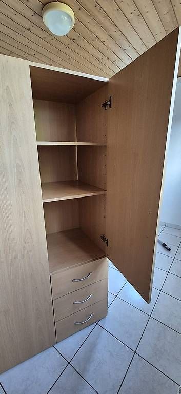 Armoires: 3-teiliger Kleiderschrank – D'occasion à Schwanden im Emmental par Jella1 2