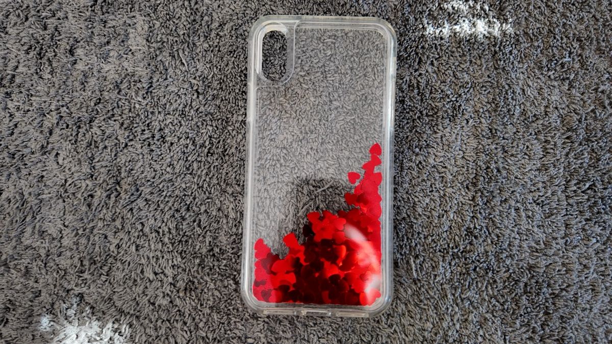 Cover & Protezioni schermo: Coque d’iPhone X avec des paillettes cœurs qui se déplacent – Nuovo e nell'imballaggio originale da Denges venduto da val_j8w7 1