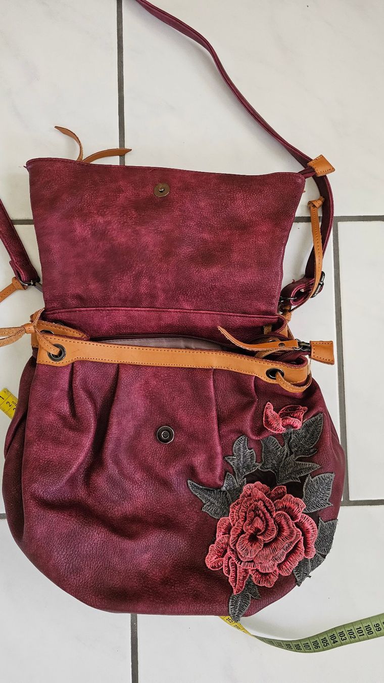 Desigual Borse: Desigual Tasche mit Rose – Usato da Witterswil venduto da Regus 3
