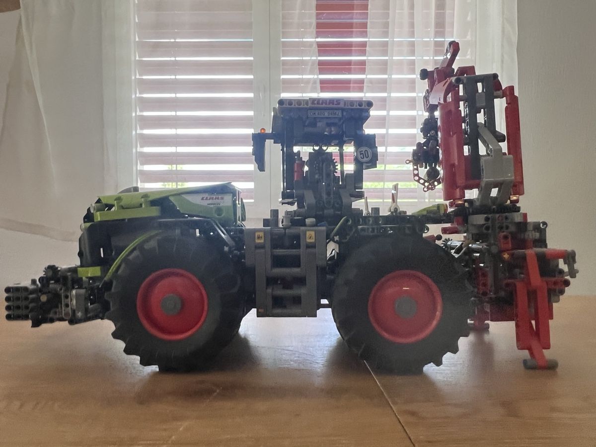 Technics Kit di costruzioni: Lego Technic Claas Xerion 5000 – Usato da Zunzgen venduto da Snoopy1993 3