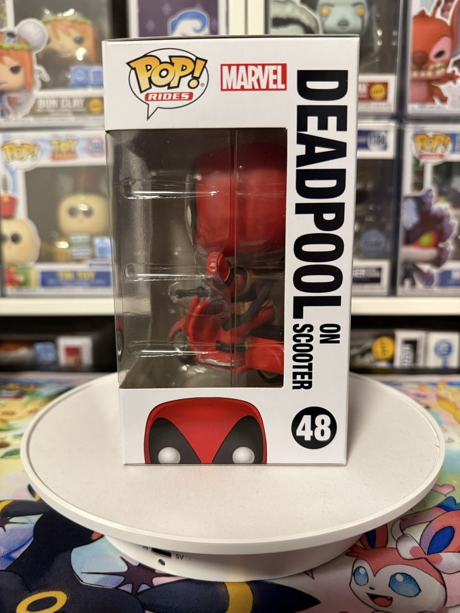 Funko Statuette: Funko Pop Marvel Deadpool on Scooter 48 – Nuovo e nell'imballaggio originale da Flüelen venduto da alex_y88 1