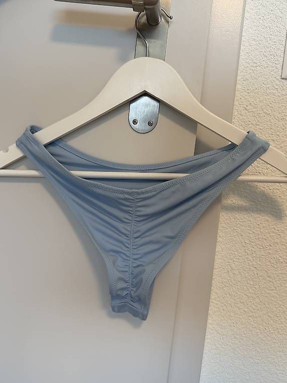 Costumi da bagno & Bikini: Bikini Hose Hellblau – Usato da Bleienbach venduto da Chi_Cari 1
