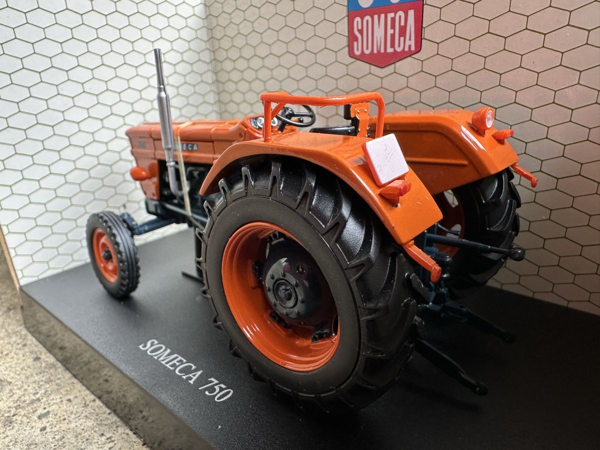 Kit di modellismo & Modellini statici: Someca 750 Traktor Diesel Schlepper  – Nuovo (secondo la descrizione) da Reinach AG venduto da rares75 3
