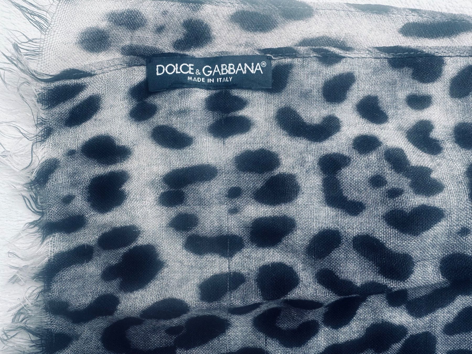 Dolce & Gabbana Foulard & Sciarpe: Dolce Gabbana Schal – Usato da Herrliberg venduto da tylerdurden