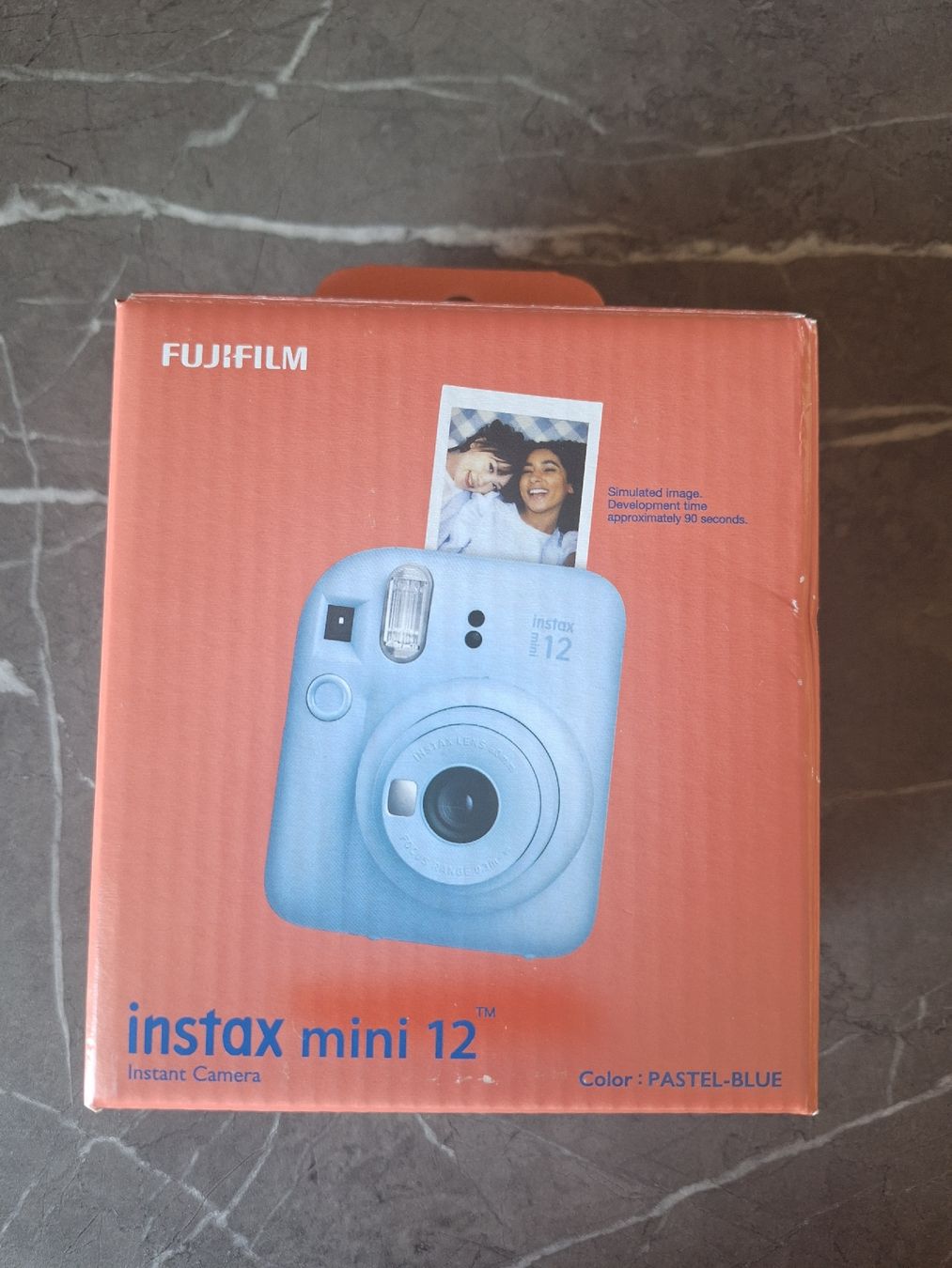 Fujifilm Appareil photo: FUJIFILM instax mini 12 – Neuf avec emballage d'origine à Romanshorn par Gioia_A.J.