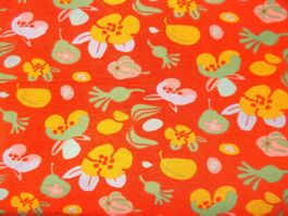 Alpenfleece Coupon 70x65cm / Rot Blumen