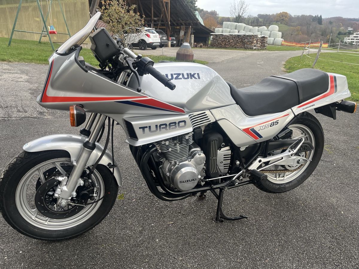 Suzuki Strada: Suzuki Xbox 85 turbo – Usato da Arzier-Le Muids venduto da Jmb1960 7