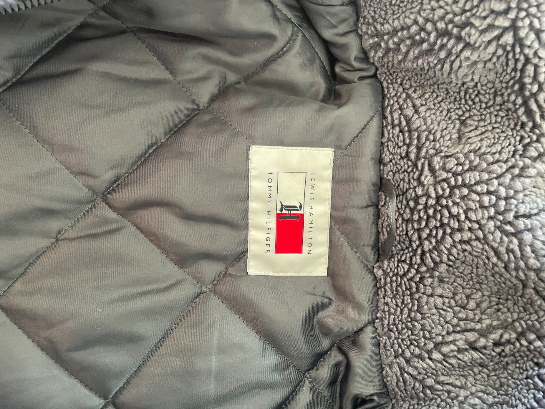 Tommy Hilfiger Giacche: Tommy Hilfiger Lewis Hamilton Winterjacke – Usato da Abtwil AG venduto da yan_t2bp 2
