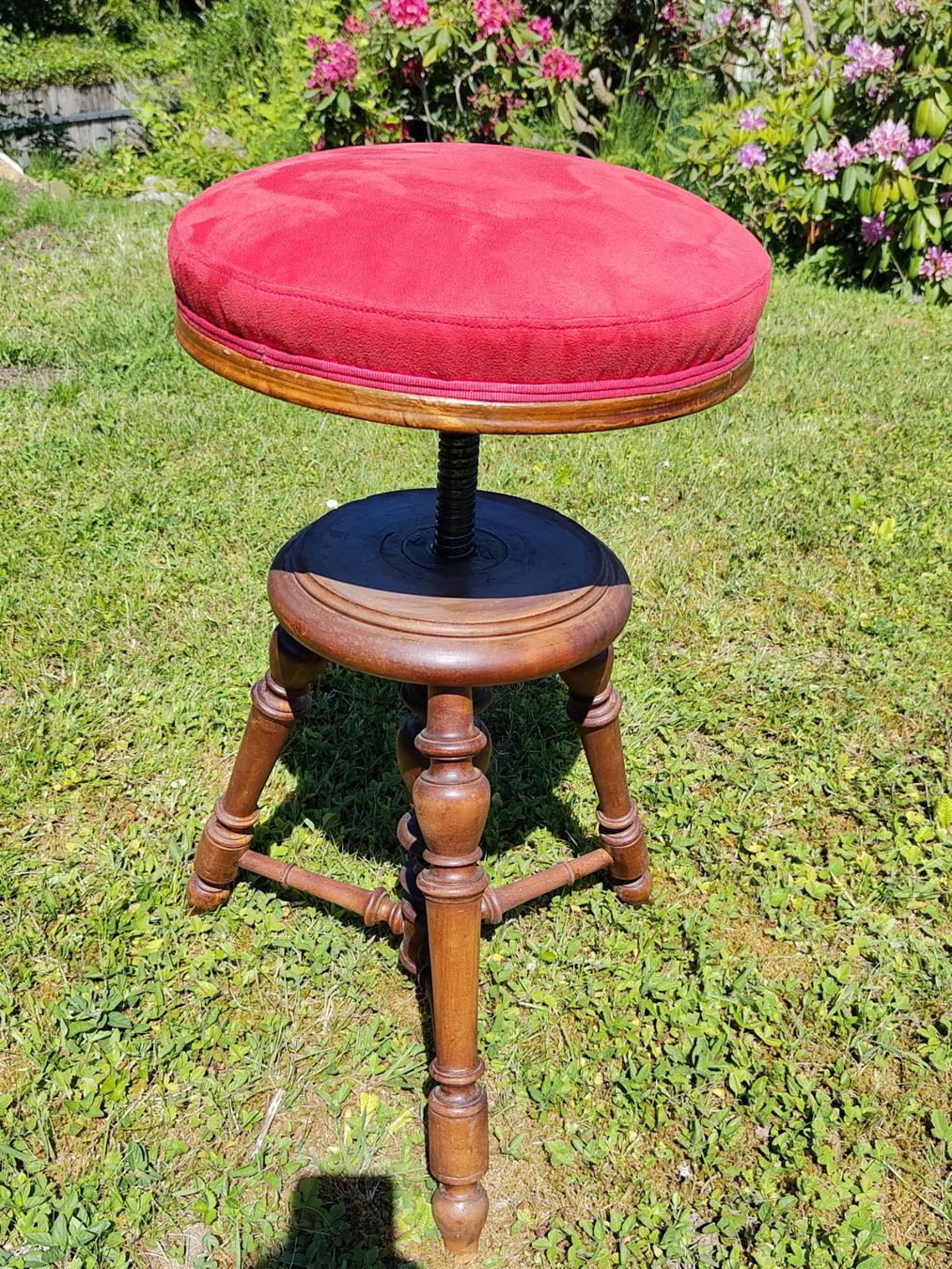 Hocker: Hocker – Gebraucht aus Beinwil am See von Msunneschin 2