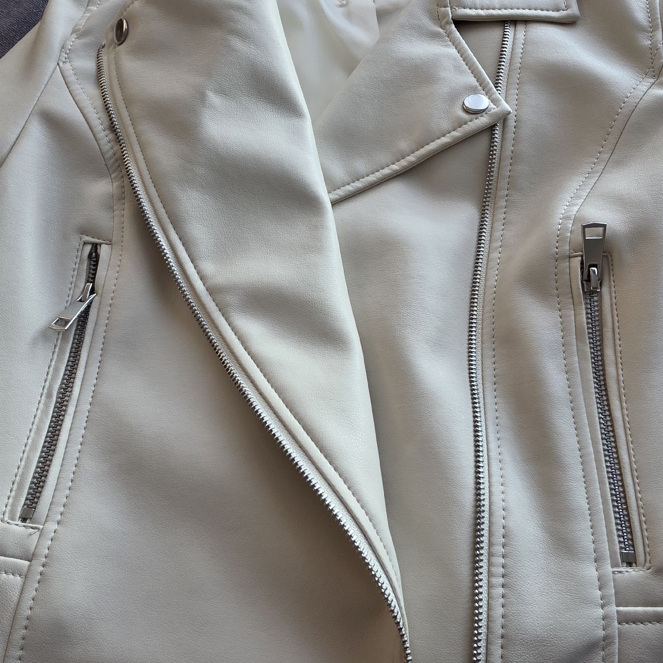 Giacche: Kunstlederjacke, Gr. M ,Neu – Nuovo (secondo la descrizione) da Rheinsulz venduto da Gilea 6