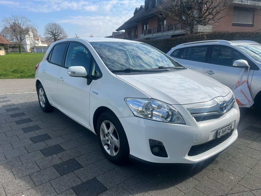 Erstaunlich Toyota Auris Hybrid Gebraucht Fotos