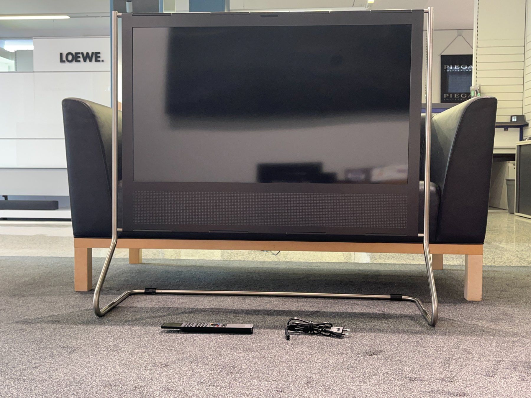 Bang & Olufsen Televisori: B&O BeoPlay V1-40" – Usato da Hochdorf venduto da av-electronics 1