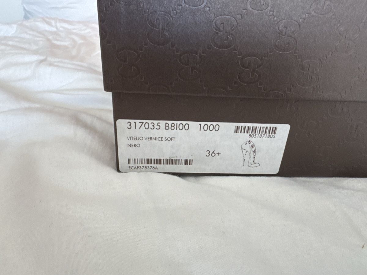 Gucci Scarpe da donna: Schwarze Gucci Lackleder Pumps, Grösse 36,5 – Nuovo (secondo la descrizione) da Kloten venduto da jst_89d9 2
