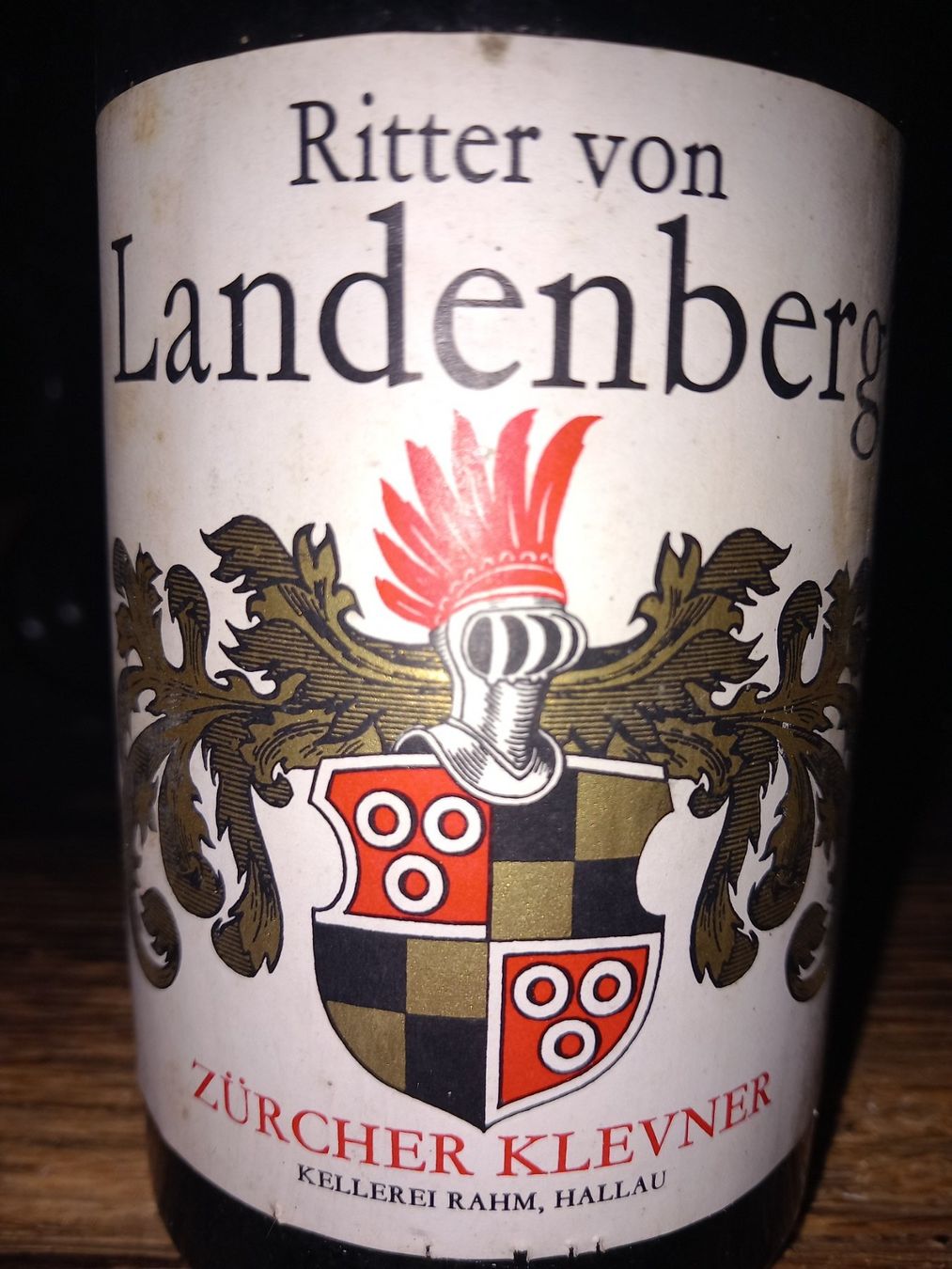 Wein: Ritter von landenberg zurcher klevner 1976 – Neu (gemäss Beschreibung) aus Le locle von juliensaran