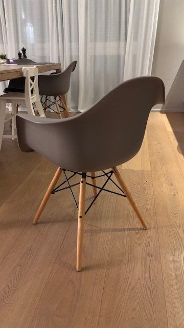 Sedie: 4 x Replica Eames DAW Esszimmerstuhl – Usato da Schenkon venduto da mazzi11 3
