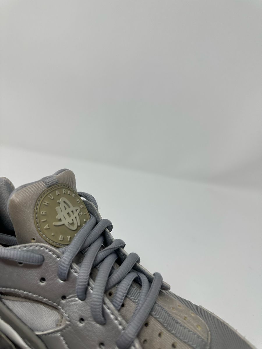 Nike Scarpe da donna: Nike Huarache Gr.39  Silber – Usato da Luzern venduto da kim221080 3
