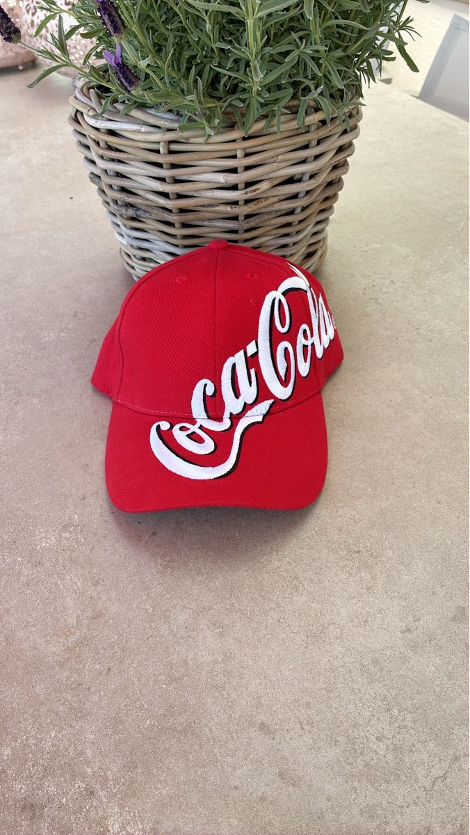 Altro in  Abbigliamento & Accessori: Coca Cola Cap, Rot, Einheitsgrösse, Trendiges Accessoire! – Nuovo e nell'imballaggio originale da Bettlach venduto da Brissoni